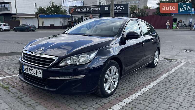 Универсал Peugeot 308 2015 в Звягеле