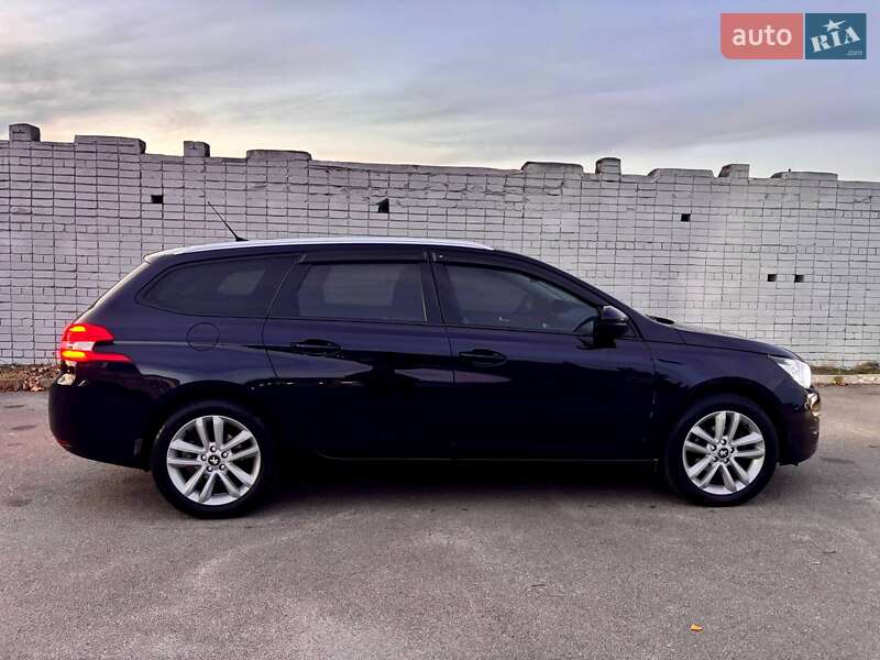Универсал Peugeot 308 2015 в Днепре Универсал Peugeot 308 2015 в Днепре