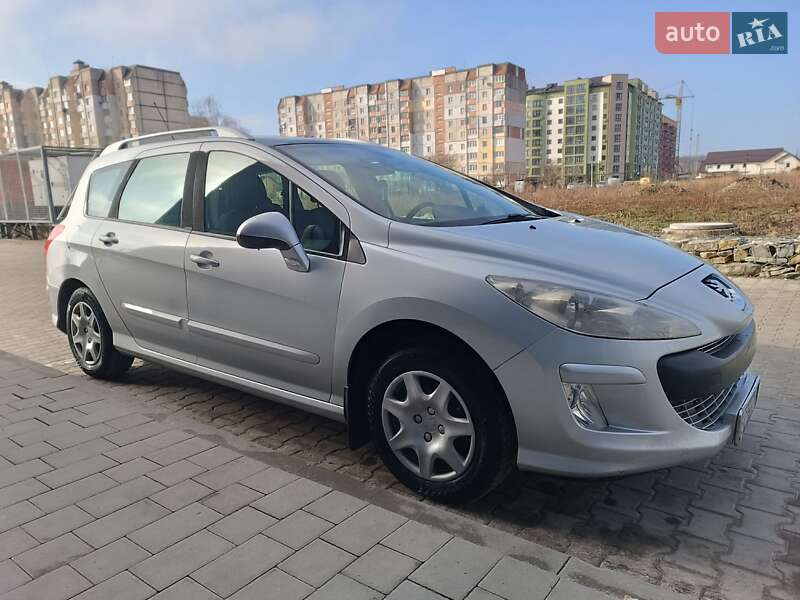 Универсал Peugeot 308 2008 в Калуше