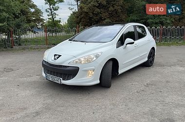 Хэтчбек Peugeot 308 2008 в Бучаче Хэтчбек Peugeot 308 2008 в Бучаче