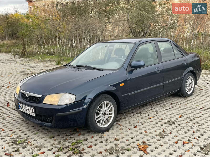 Седан Mazda 323 1999 в Тульчине Седан Mazda 323 1999 в Тульчине