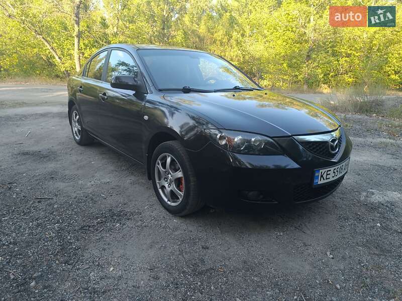 Седан Mazda 3 2006 в Дніпрі