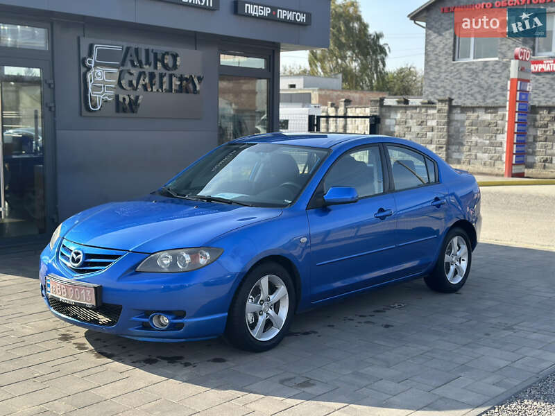 Седан Mazda 3 2005 в Ровно