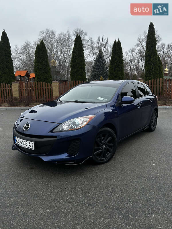 Хэтчбек Mazda 3 2012 в Днепре