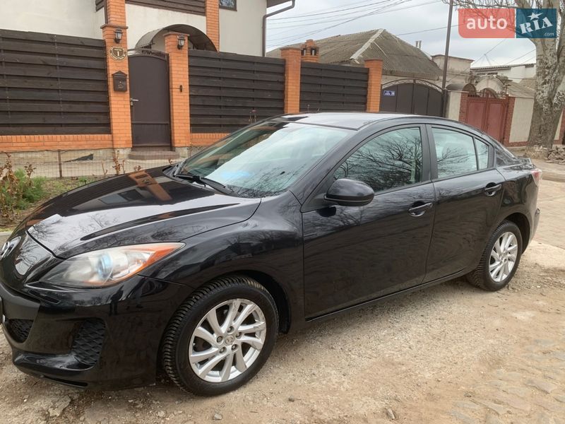 Седан Mazda 3 2012 в Николаеве