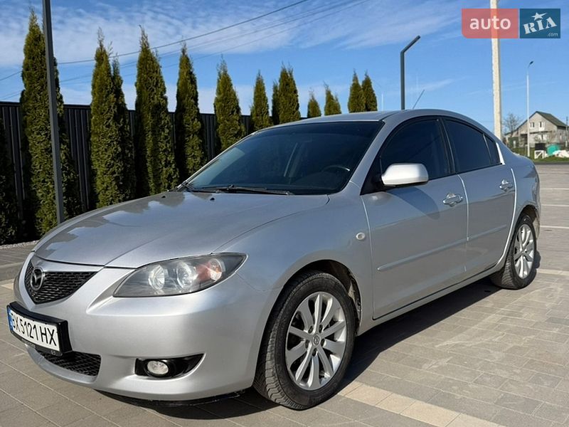 Седан Mazda 3 2004 в Каменец-Подольском