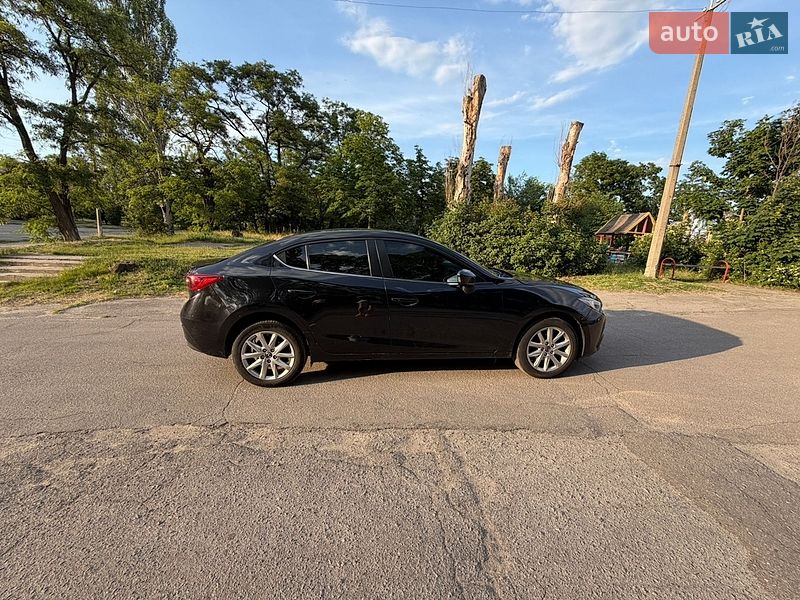 Седан Mazda 3 2013 в Светловодске