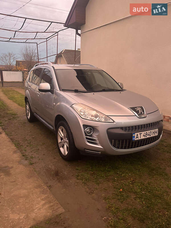 Внедорожник / Кроссовер Peugeot 4007 2011 в Калуше