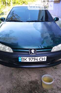 Седан Peugeot 406 1996 в Клевані