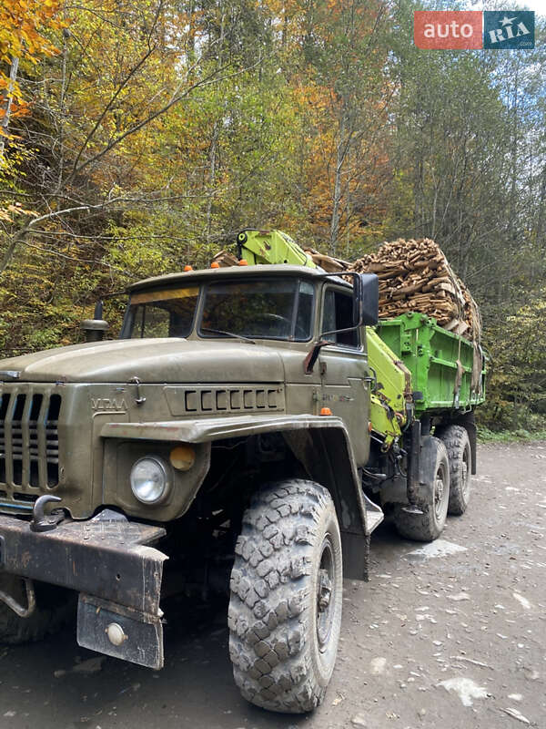 Самоскид Урал 4320 1989 в Рахові Самоскид Урал 4320 1989 в Рахові