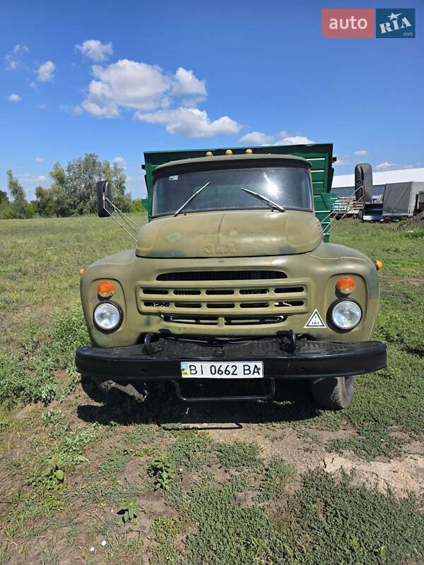 Самосвал ЗИЛ 4502 1990 в Полтаве Самосвал ЗИЛ 4502 1990 в Полтаве