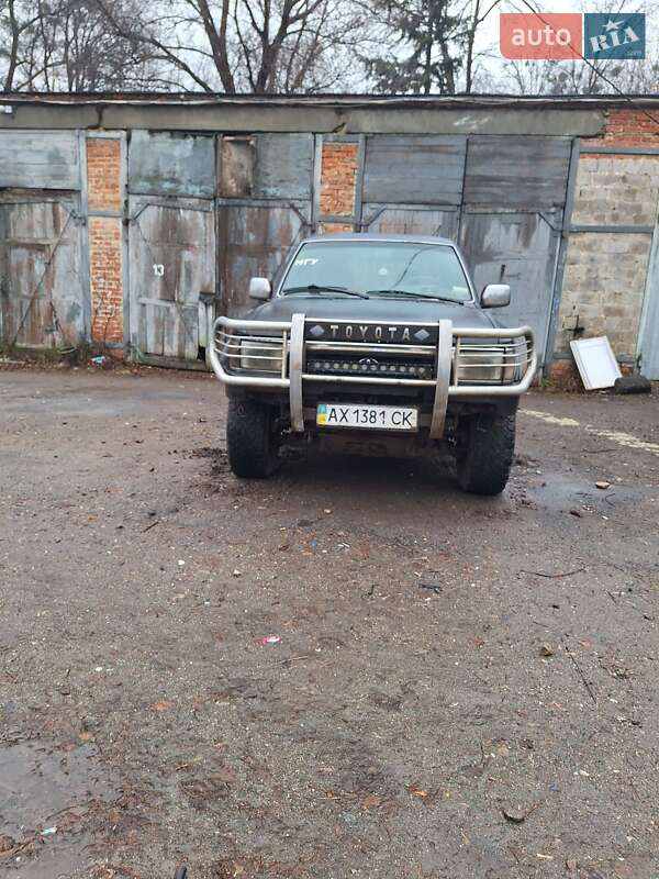 Внедорожник / Кроссовер Toyota 4Runner 1993 в Харькове