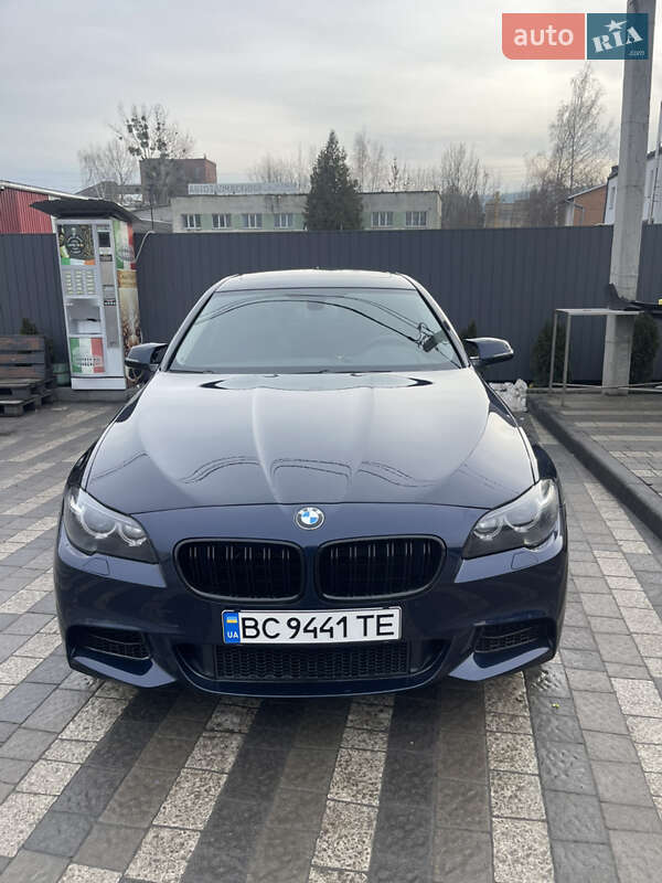 Седан BMW 5 Series 2013 в Львове Седан BMW 5 Series 2013 в Львове