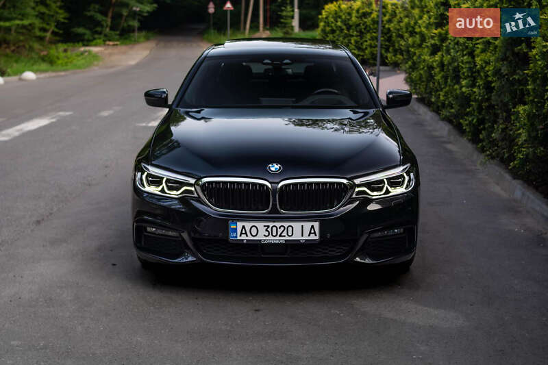Седан BMW 5 Series 2019 в Ужгороді