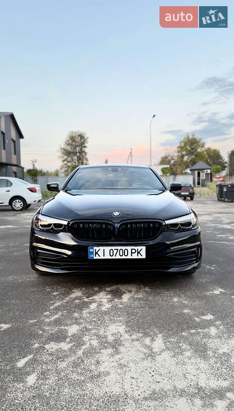 Седан BMW 5 Series 2018 в Киеве