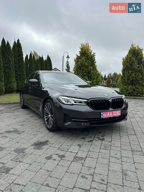 Седан BMW 5 Series 2020 в Львове Седан BMW 5 Series 2020 в Львове