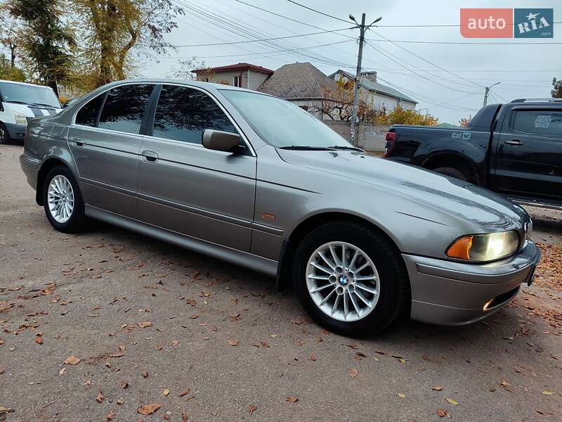Седан BMW 5 Series 2001 в Дніпрі