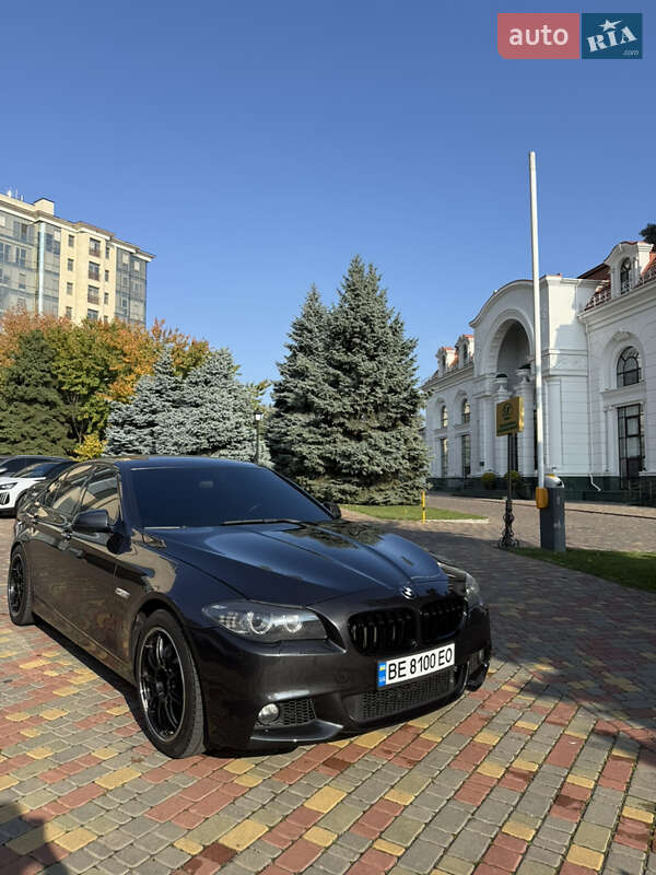 Седан BMW 5 Series 2010 в Одессе