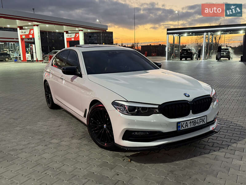Седан BMW 5 Series 2017 в Кривом Роге