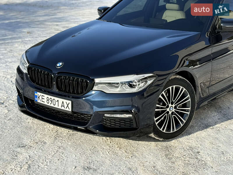 Седан BMW 5 Series 2017 в Днепре Седан BMW 5 Series 2017 в Днепре