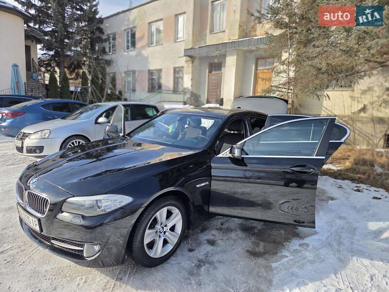 Седан BMW 5 Series 2012 в Киеве