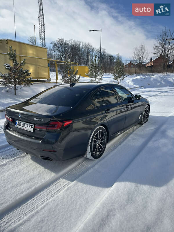 Седан BMW 5 Series 2022 в Виннице