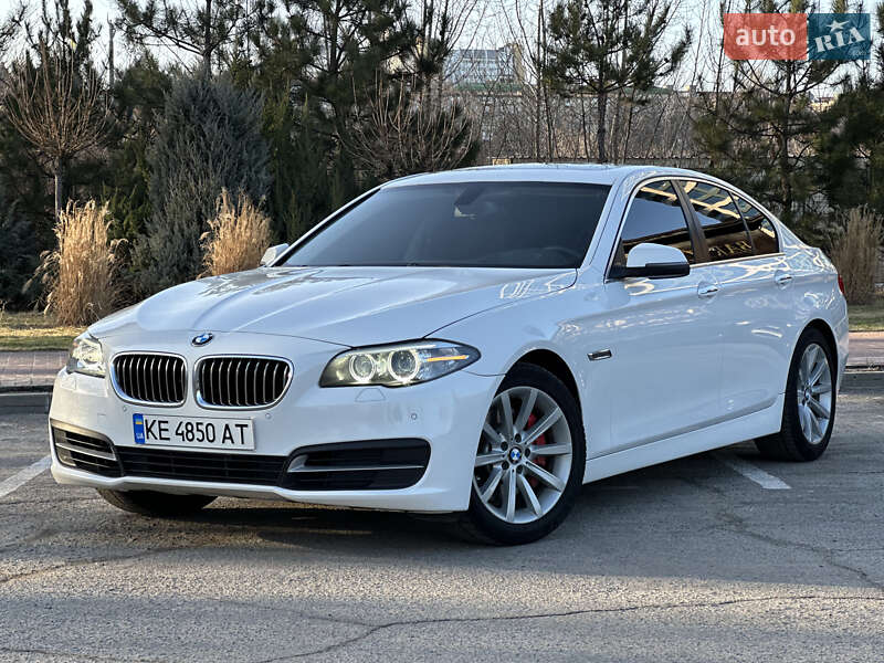 Седан BMW 5 Series 2013 в Днепре