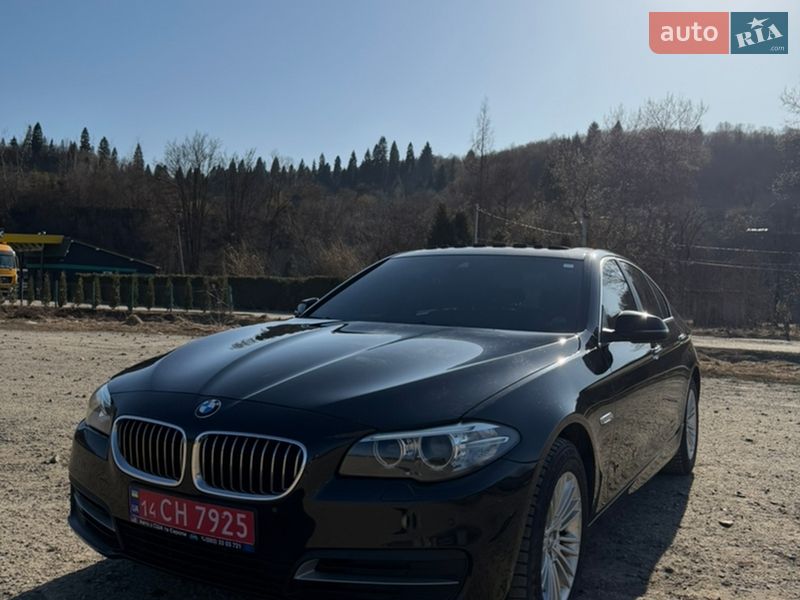 Седан BMW 5 Series 2015 в Львове