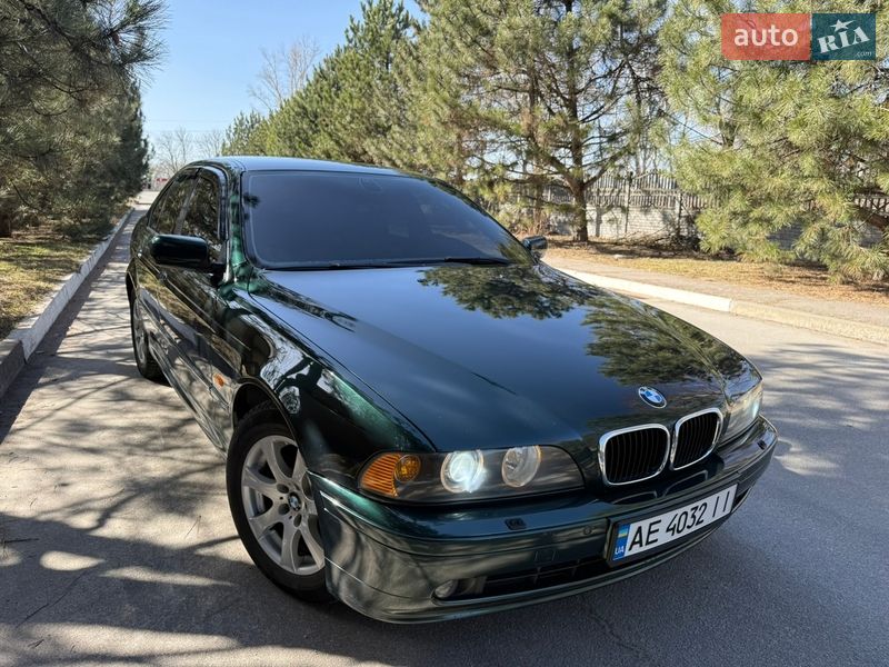 Седан BMW 5 Series 2002 в Днепре