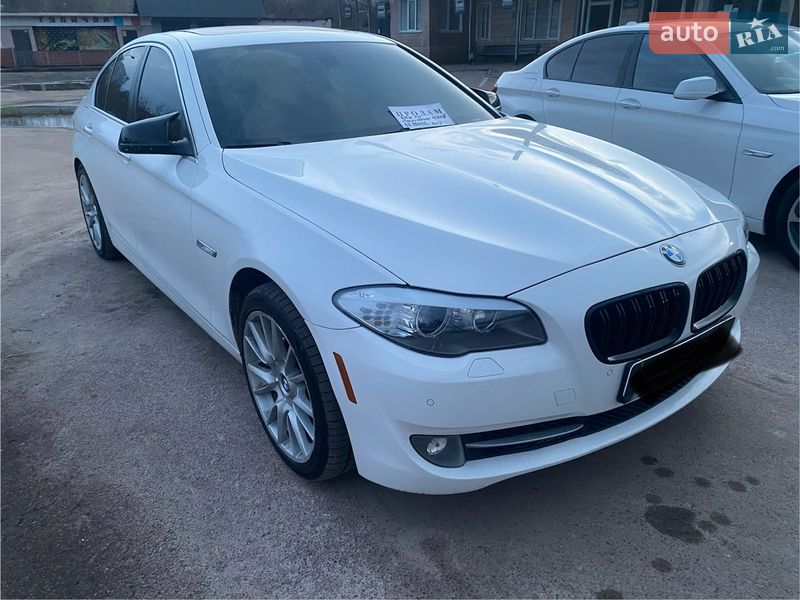 Седан BMW 5 Series 2012 в Чернігові