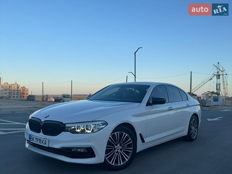 Седан BMW 5 Series 2017 в Ровно