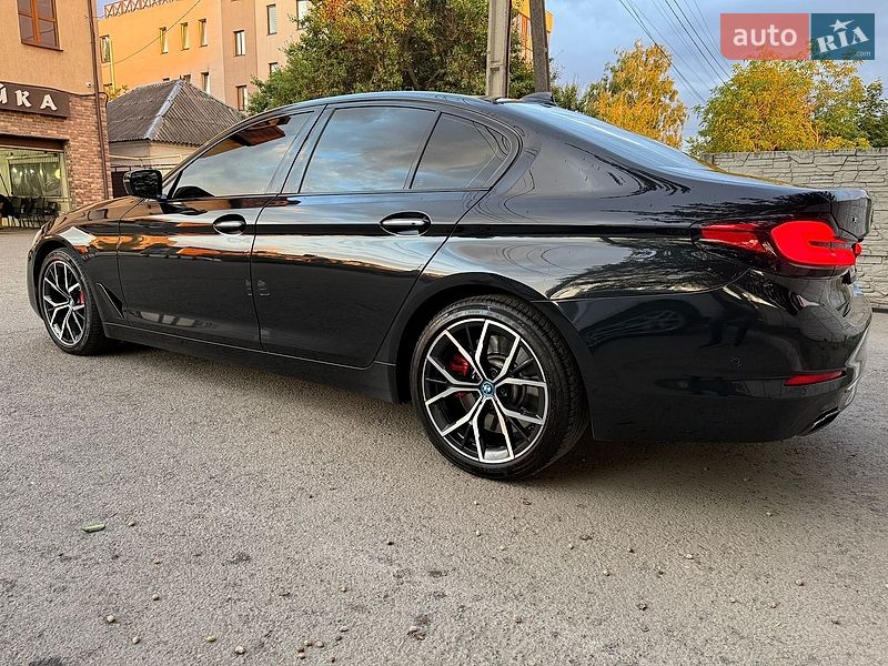 Седан BMW 5 Series 2017 в Днепре