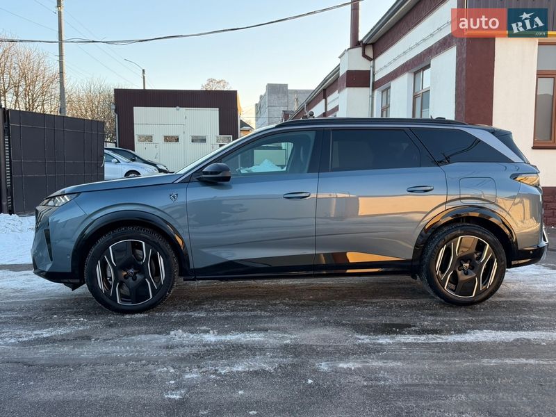 Позашляховик / Кросовер Peugeot 5008 2024 в Рівному