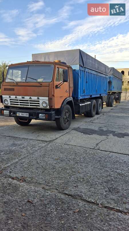 Контейнеровоз КамАЗ 53202 1992 в Николаеве