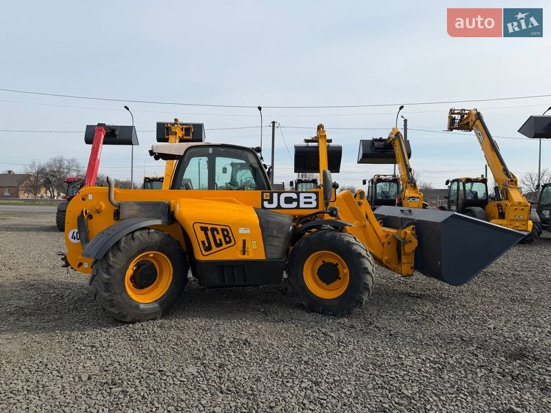 Телескопический погрузчик JCB 536/70 2010 в Луцке Телескопический погрузчик JCB 536/70 2010 в Луцке