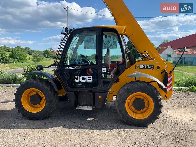 Фронтальні навантажувачі JCB 541-70 2008 в Великій Багачці