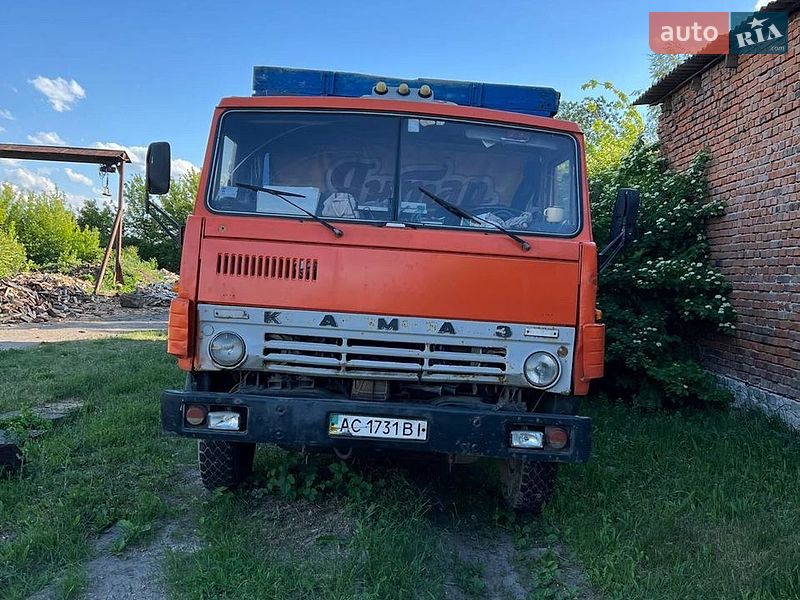 Самосвал КамАЗ 55102 1991 в Горохове