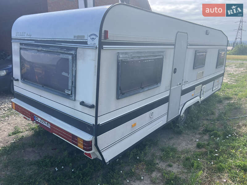 Причіп дача Hobby 600 1992 в Чернівцях Причіп дача Hobby 600 1992 в Чернівцях