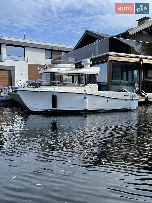 Катер Quicksilver 675 Pilothouse 2018 в Киеве