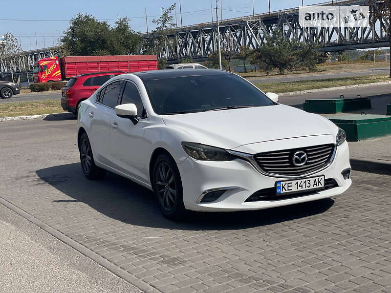 Седан Mazda 6 2016 в Днепре