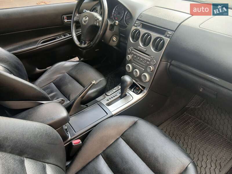 Лифтбек Mazda 6 2005 в Киеве