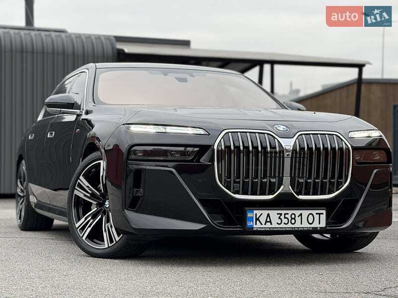 Седан BMW 7 Series 2023 в Киеве