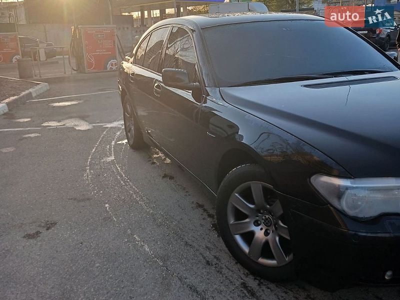 Седан BMW 7 Series 2003 в Києві