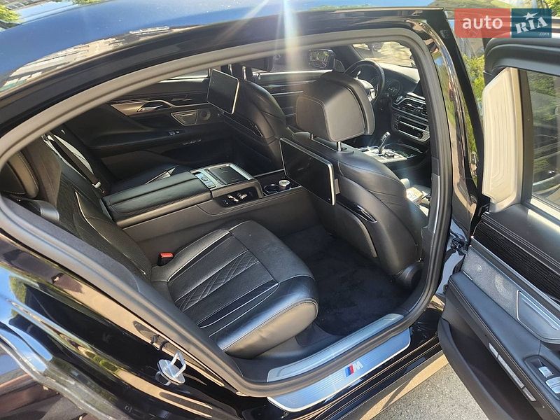 Седан BMW 7 Series 2017 в Киеве Седан BMW 7 Series 2017 в Киеве
