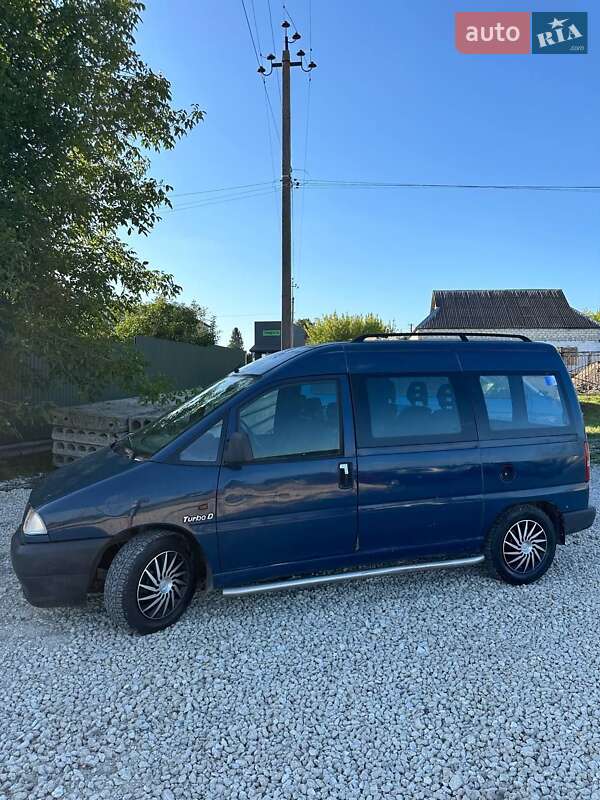 Минивэн Peugeot 806 1997 в Шумске