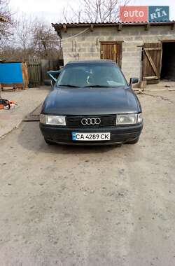 Седан Audi 80 1987 в Звенигородці