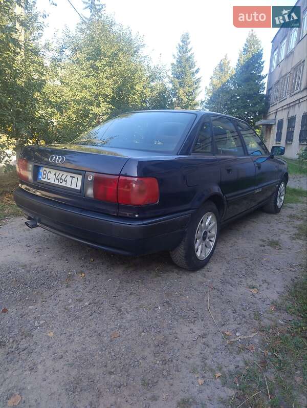 Седан Audi 80 1994 в Львове Седан Audi 80 1994 в Львове