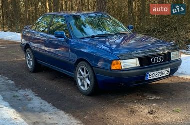 Седан Audi 80 1988 в Кременці