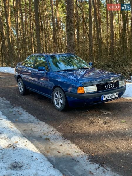 Седан Audi 80 1988 в Кременце Седан Audi 80 1988 в Кременце