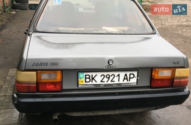 Седан Audi 80 1986 в Рівному